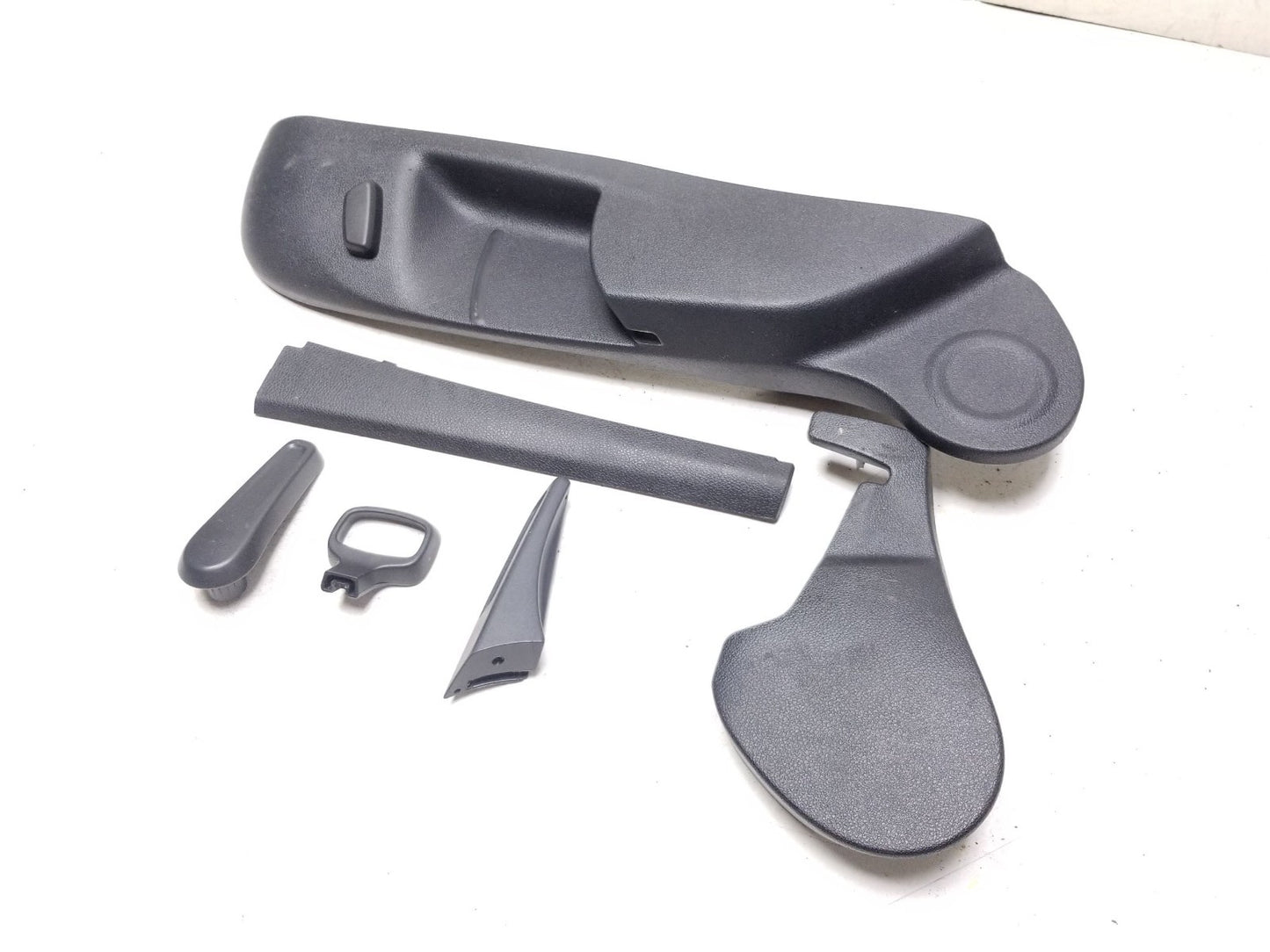 2010 - 2014 VW Golf GTI Seat Side Trim Front Passenger Side Right OEM