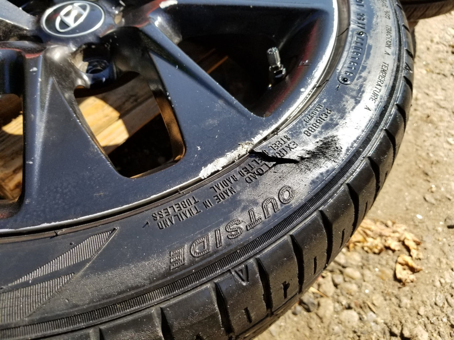 2013 Hyundai Genesis Wheel Rim W/ Tire Falken 225/45r18 4pcs OEM ✅
