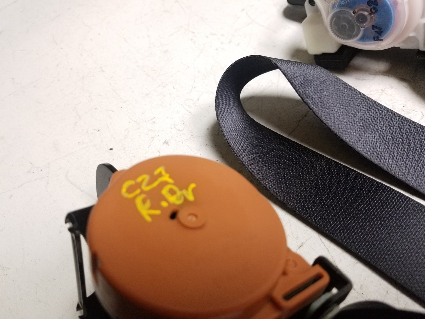2014 - 2019 Kia Soul Seat Belt Retractor Set OEM