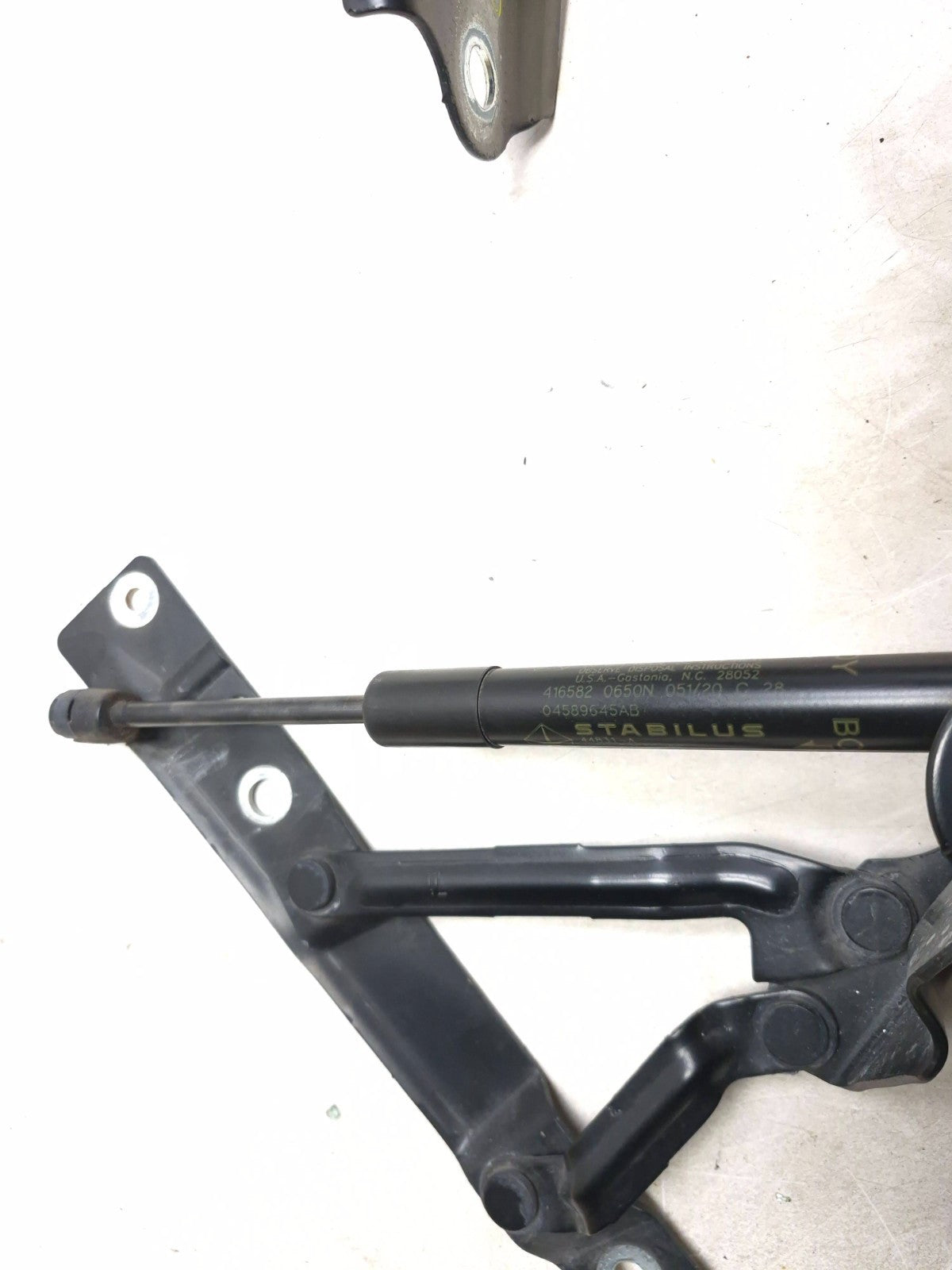 2020 Dodge Challenger Trunk Lid Hinge Left & Right OEM