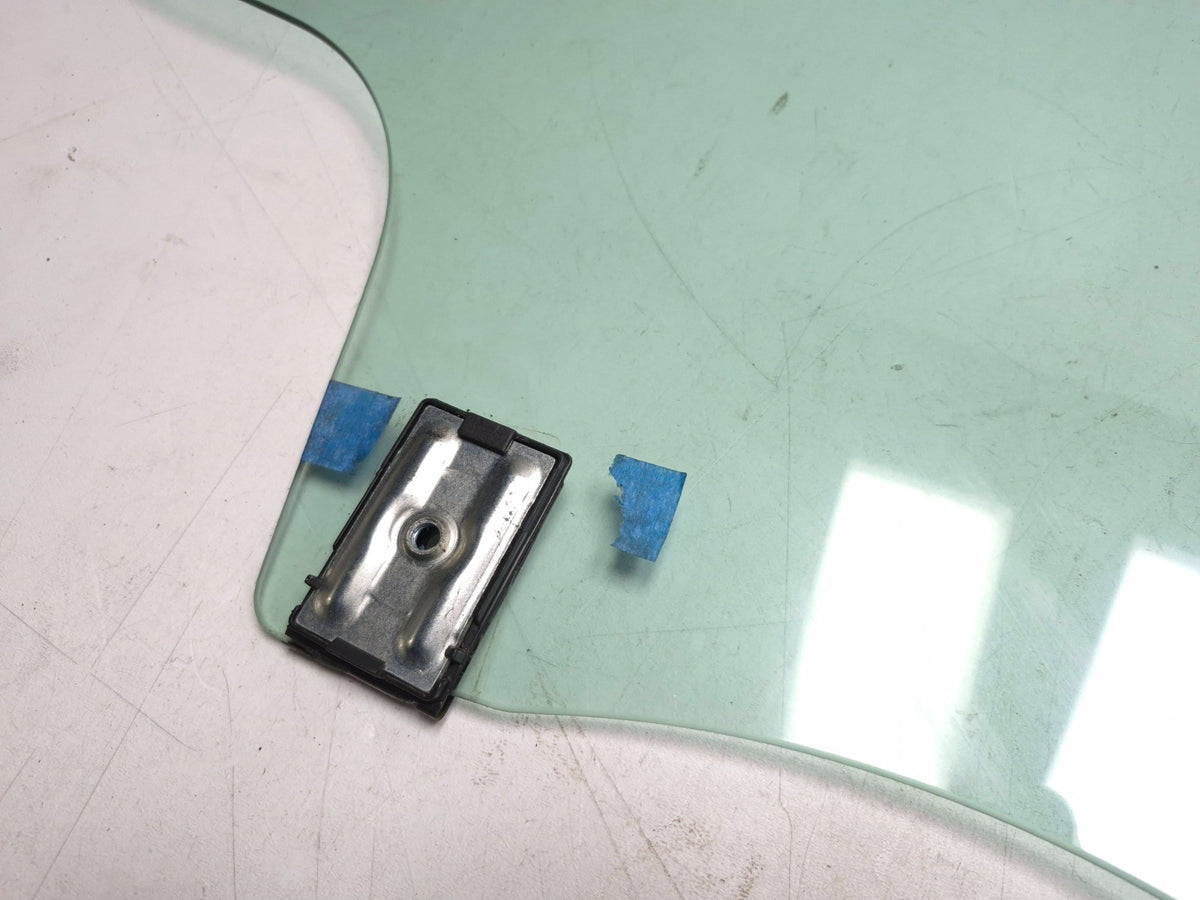 2020 Tesla Model 3 Rear Door Window Glass Passenger Side Right OEM