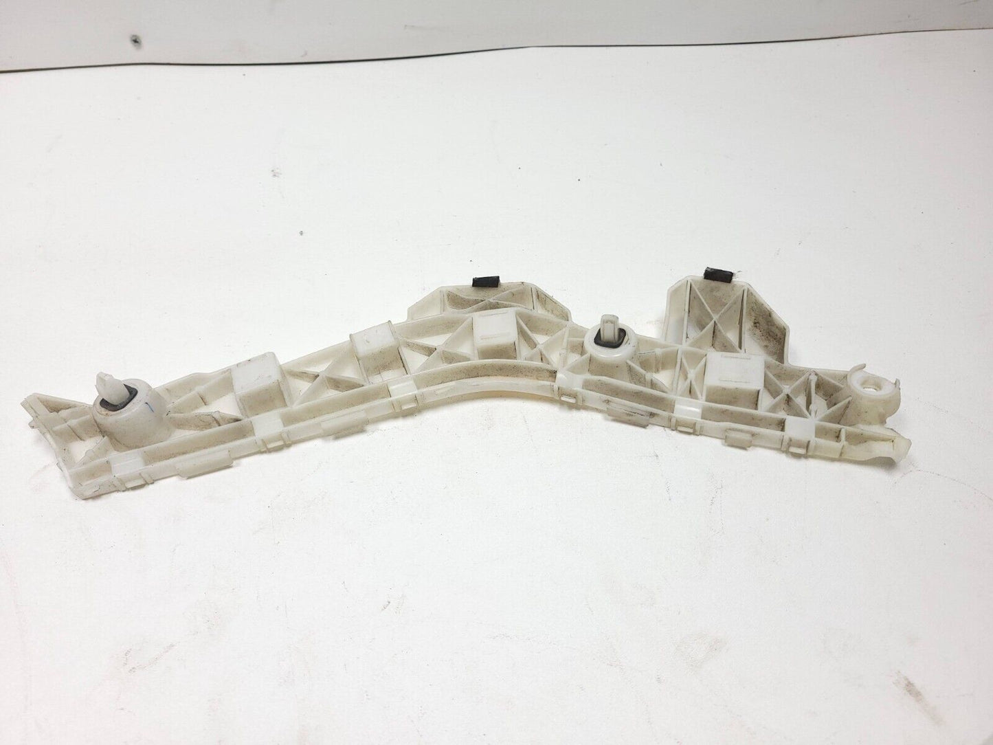 2007 - 2015 Mazda Cx-9 Rear Bumper Retainer OEM