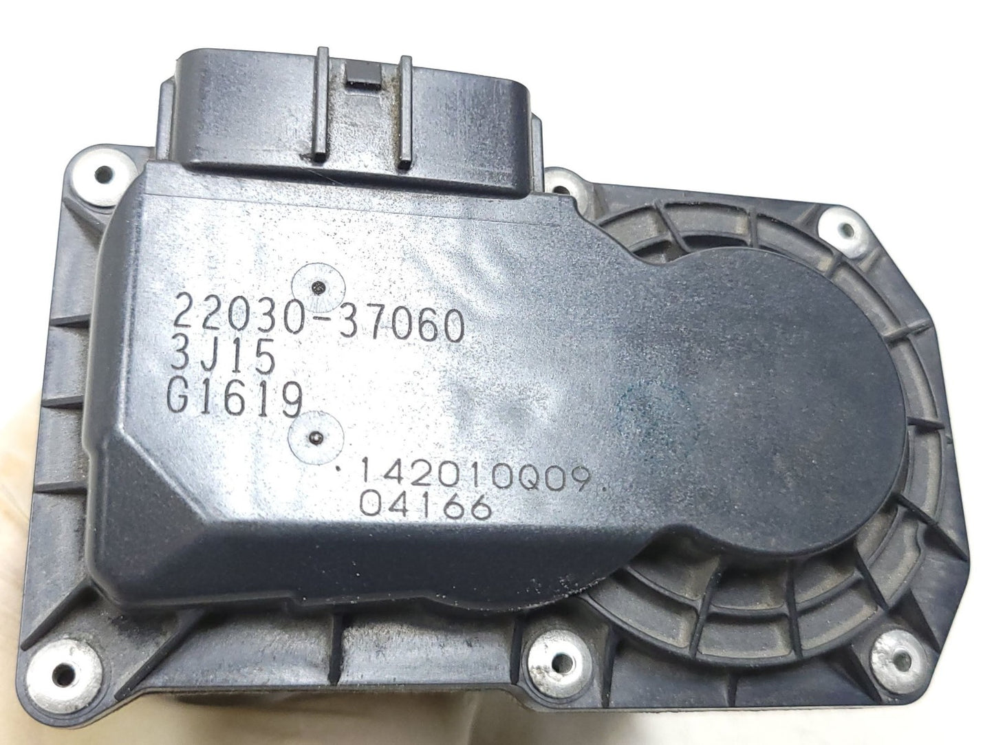 11-17 Lexus CT200h Throttle Body 2203037060 Oem✅