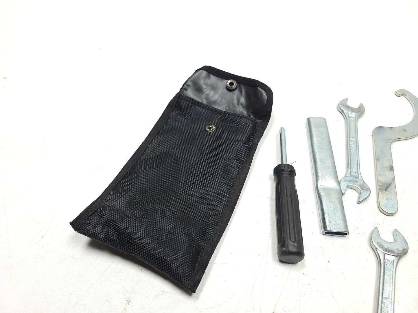 2017 -2024 BMW G310r G310gs Tool Kit OEM