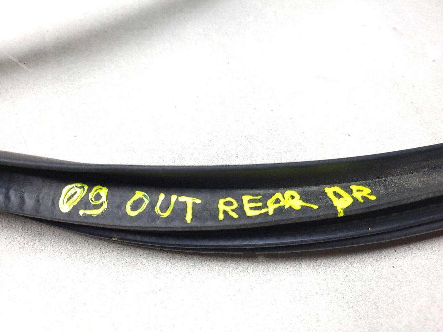 07-09 Mitsubishi Outlander Door Weatherstrip Seal Rear Driver Side Left 2pcs OEM