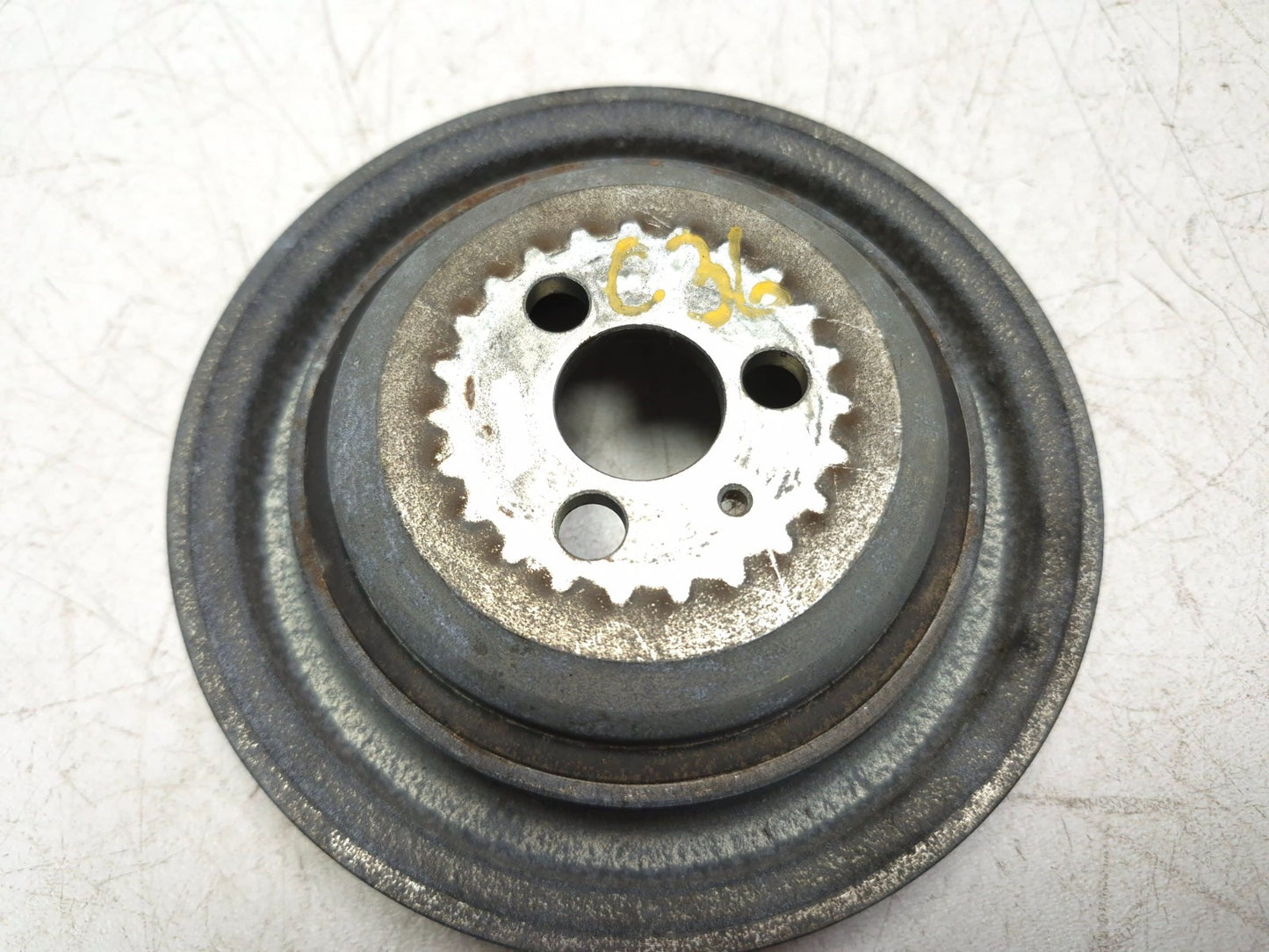 2014 Fiat 500l Crankshaft Harmonic Balancer Pulley OEM