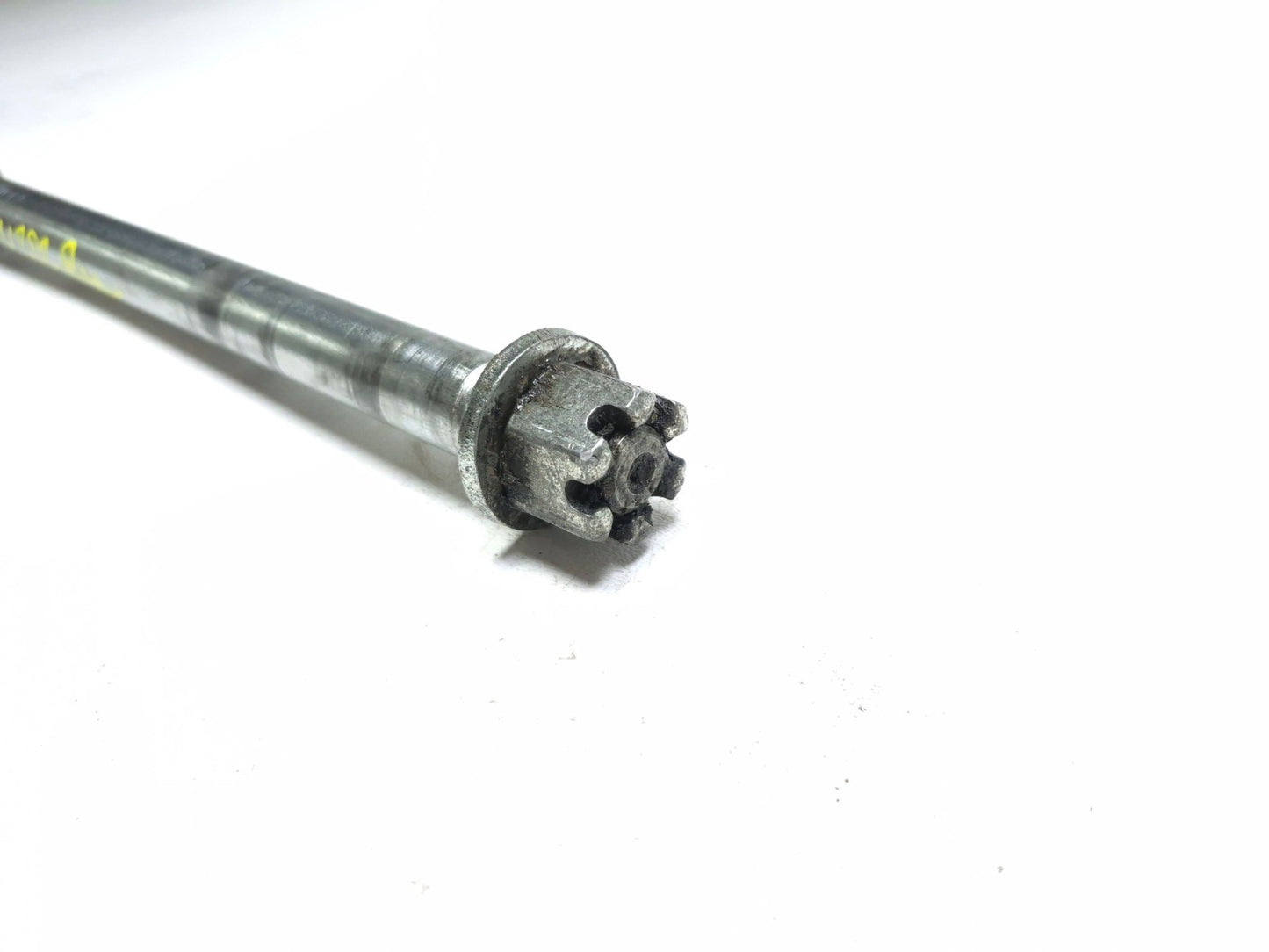 1980 - 2001 Harley-davidson Electra Glide Flhtc Rear Wheel Axle 41110-79a OEM