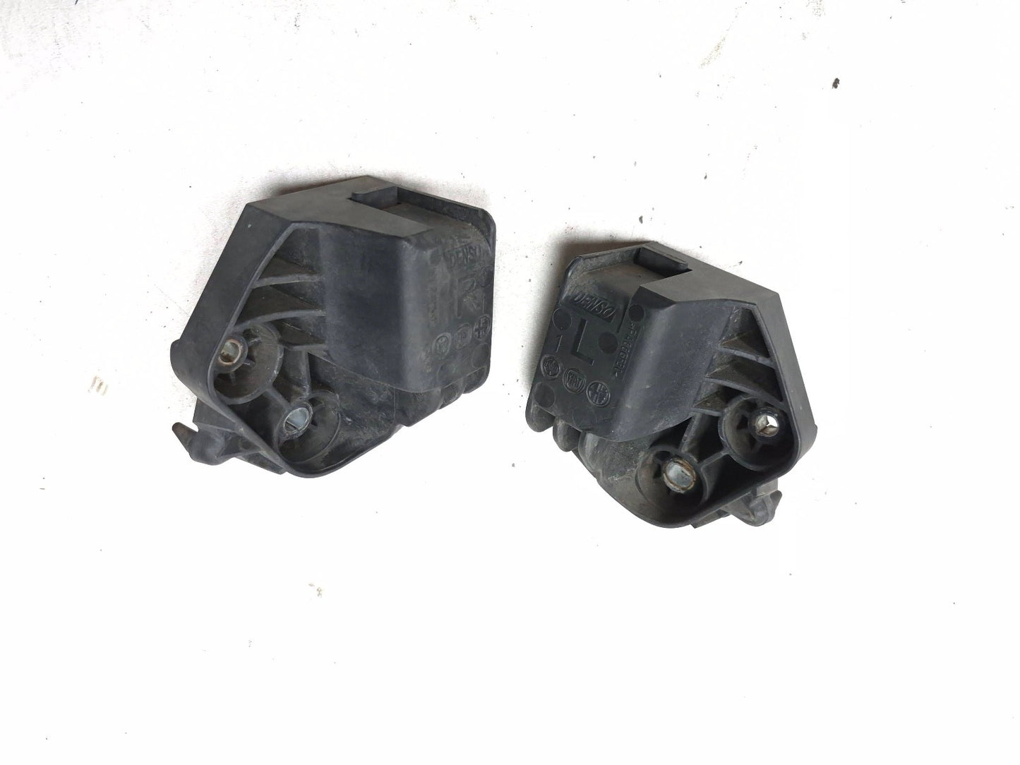 2014 Fiat 500l Radiator Mount Bracket Left & Right OEM