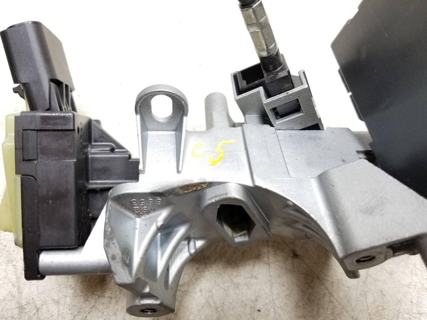 2009-2012 Dodge Caliber Sxt Ignition Lock W/ Key OEM