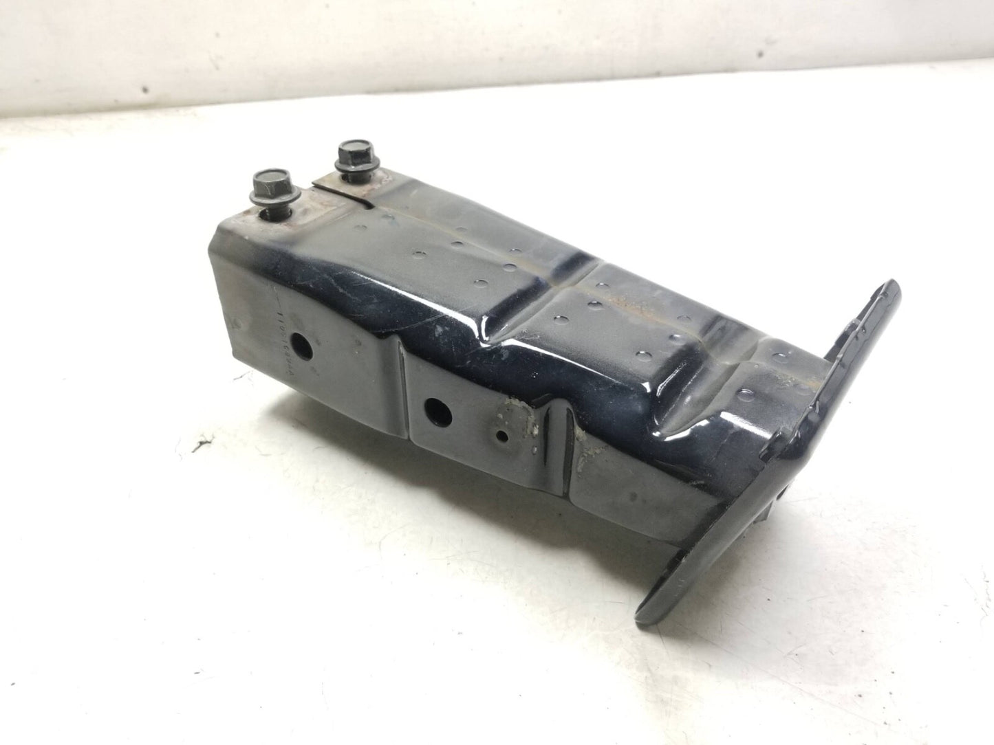 2010 - 2016 Cadillac SRX Bumper Energy Absorber Bracket Front Left & Right OEM