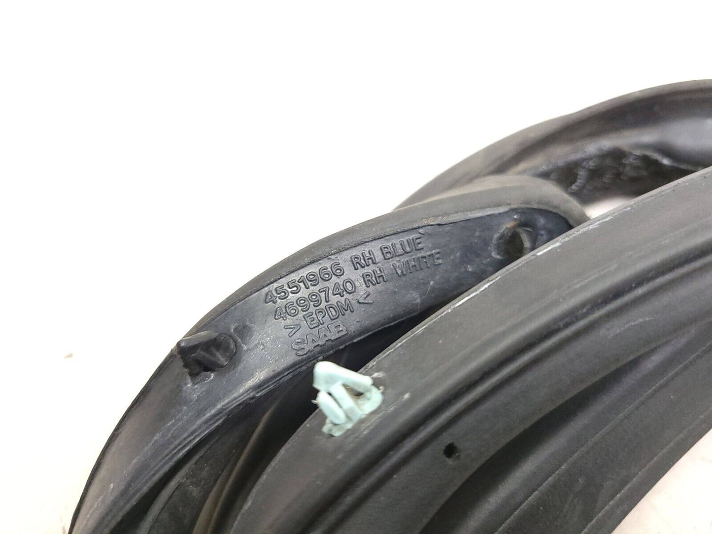06-09 Saab 9-5 Rear Door Wheatherstrip Seal Passenger Side OEM Aero B235r