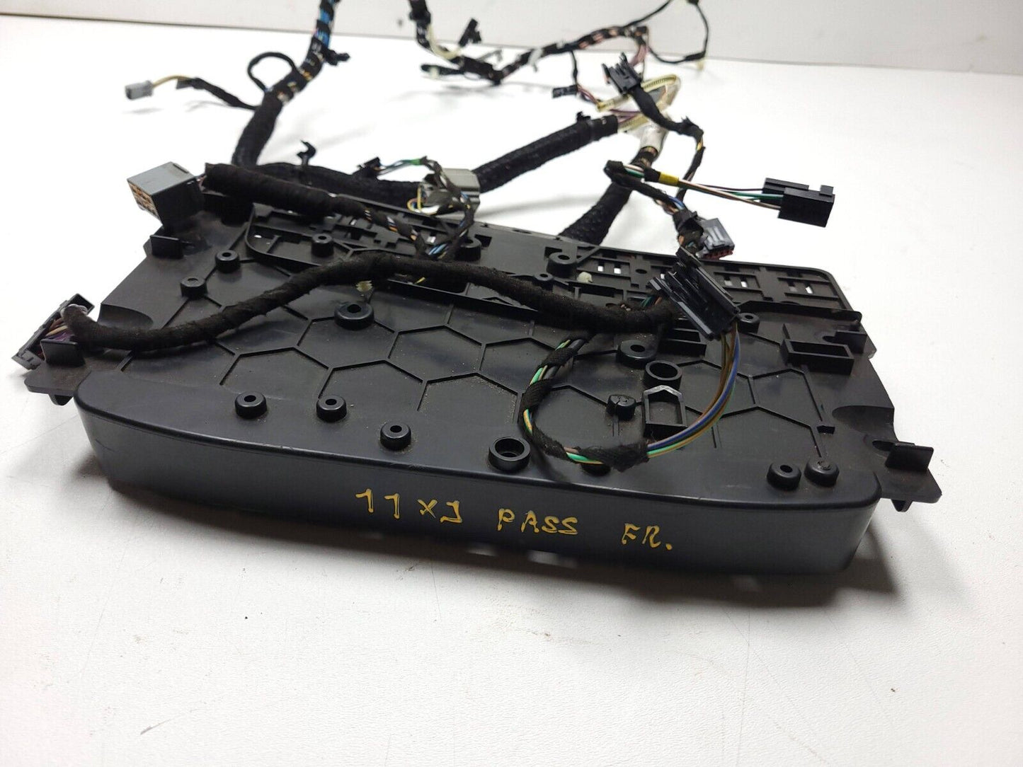 2010-1015 Jaguar XJ Front Seat Wire Harness Passenger Right OEM