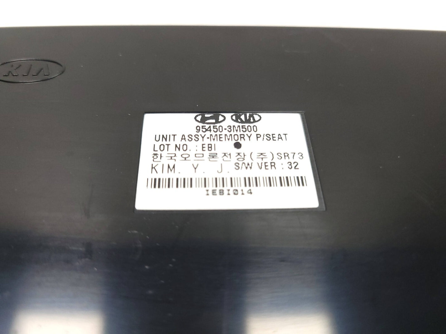2009 - 2012 Hyundai Genesis Seat Memory Module Front Driver Side Left OEM
