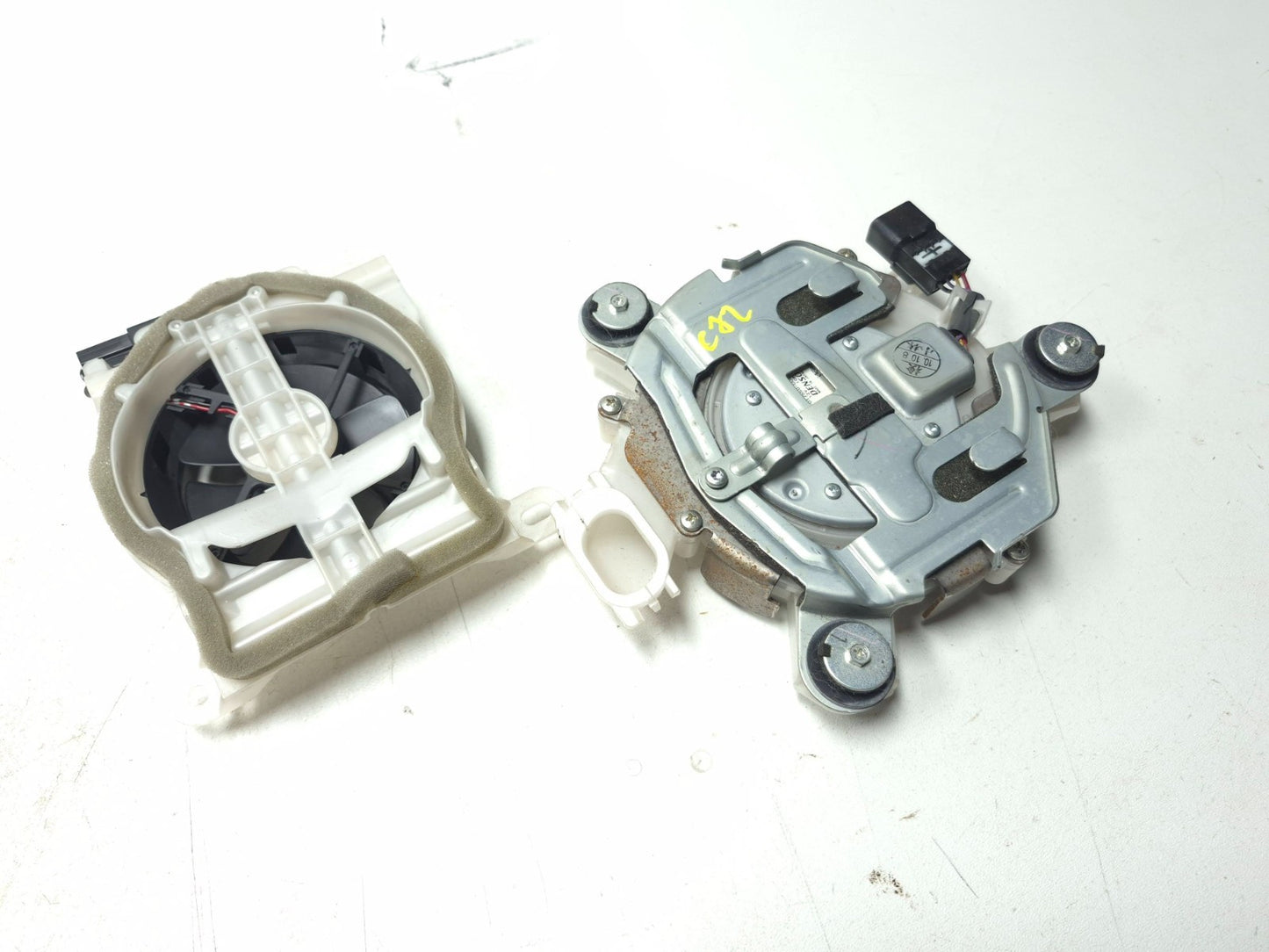 2009 Lexus IS250 Front Left Driver Seat Motor 2pcs OEM
