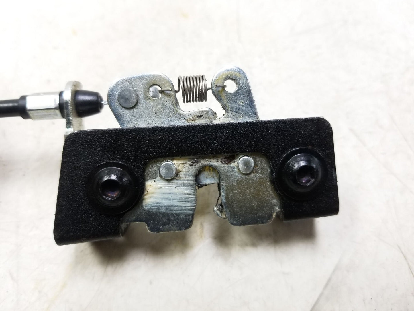21-24 Ducati Supersport 950 950s Rear Seat Latch Lock 59940081a OEM 6k Miles