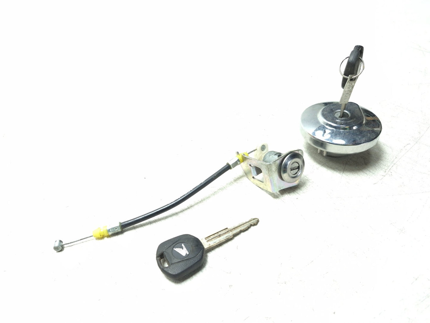 2015 Honda Ctx700n Ignition Set Key Lock Fuel Tank Cap OEM