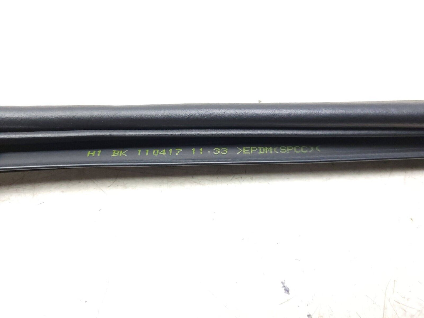 2009-2013 Hyundai Genesis Coupe Door Sill Seal Left & Right OEM