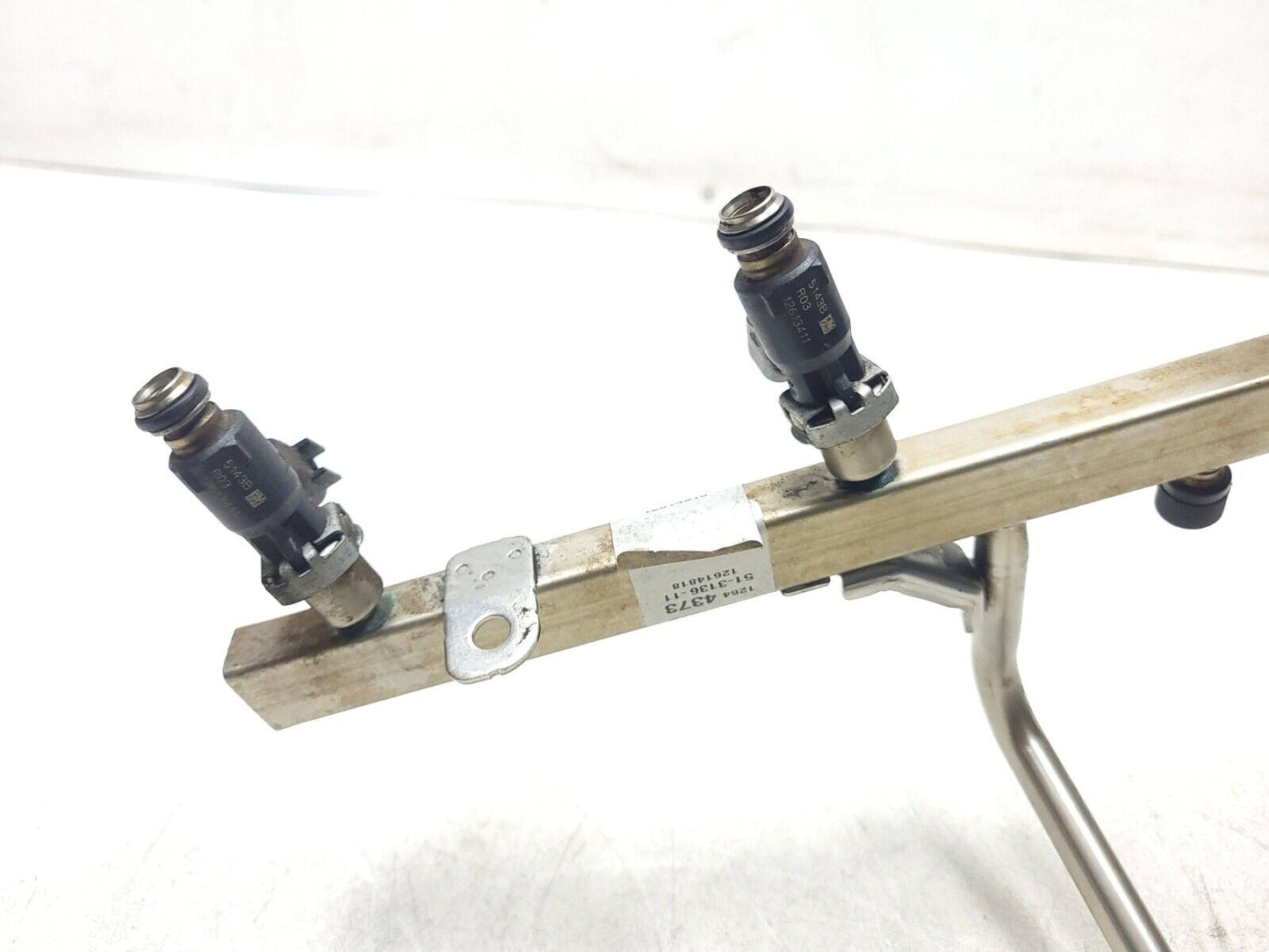 10-14 Chevrolet Suburban Fuel Rail W/ Injectors 5.3l OEM