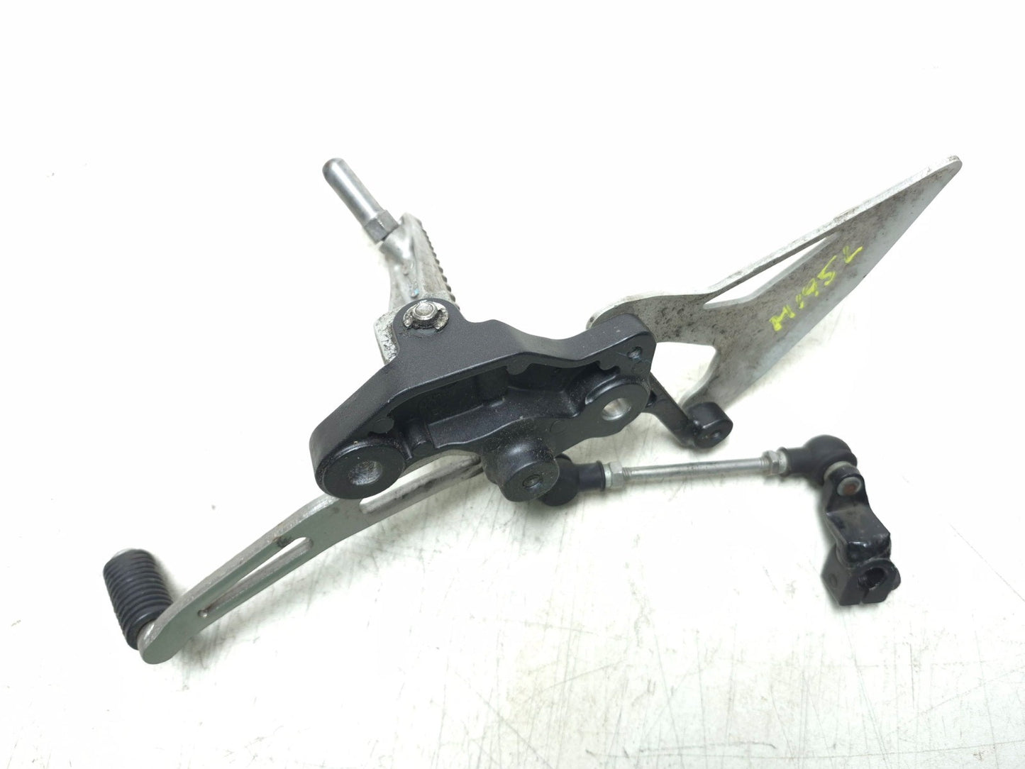 2019 Kawasaki Z400 Er400d Front Left Footrest W/ Gear Shift Lever Assy OEM