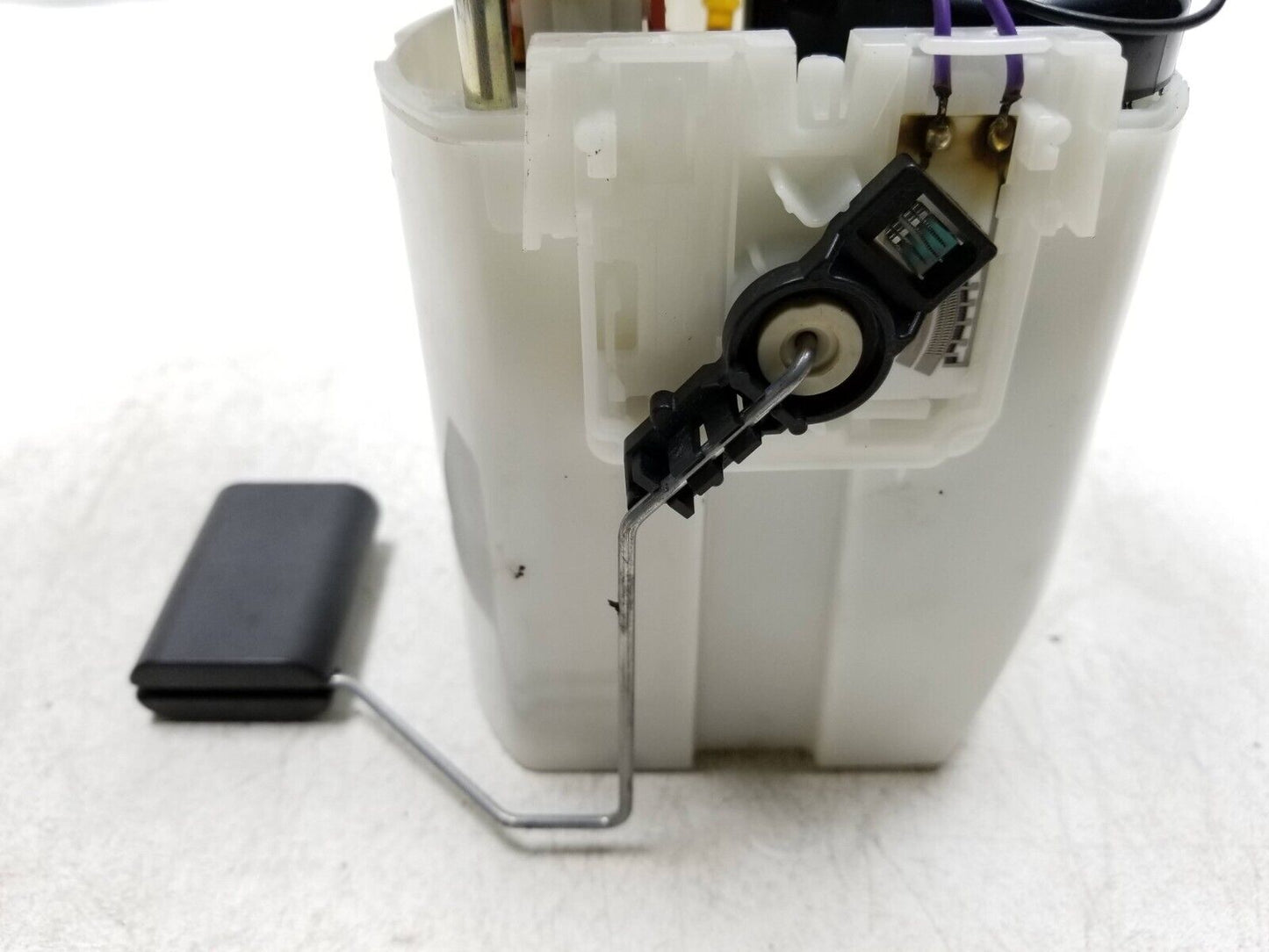 10 - 13 Ford Transit Connect Fuel Pump OEM