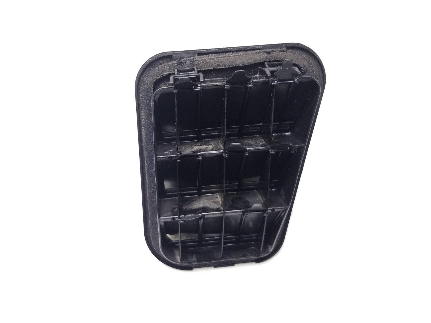 2014 - 2019 Kia Soul Rear Quarter Pressure Vent Flap OEM