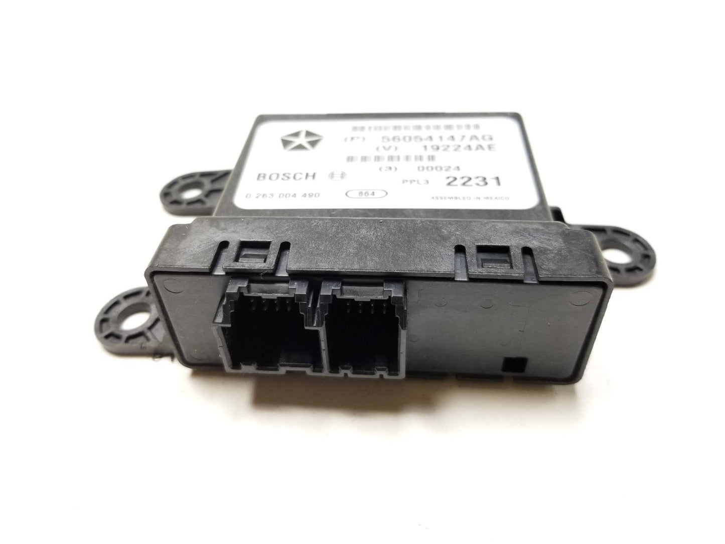 2011 - 2013 Jeep Grand Cherokee Rear Park Assist Control Module OEM