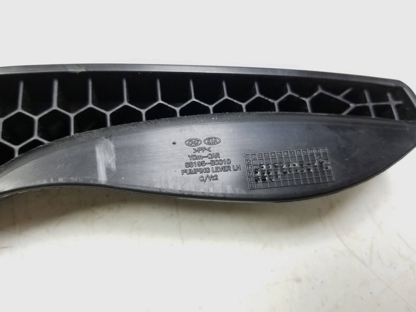 17 18 Kia Forte Seat Side Trim Cover Front Driver Side Left OEM