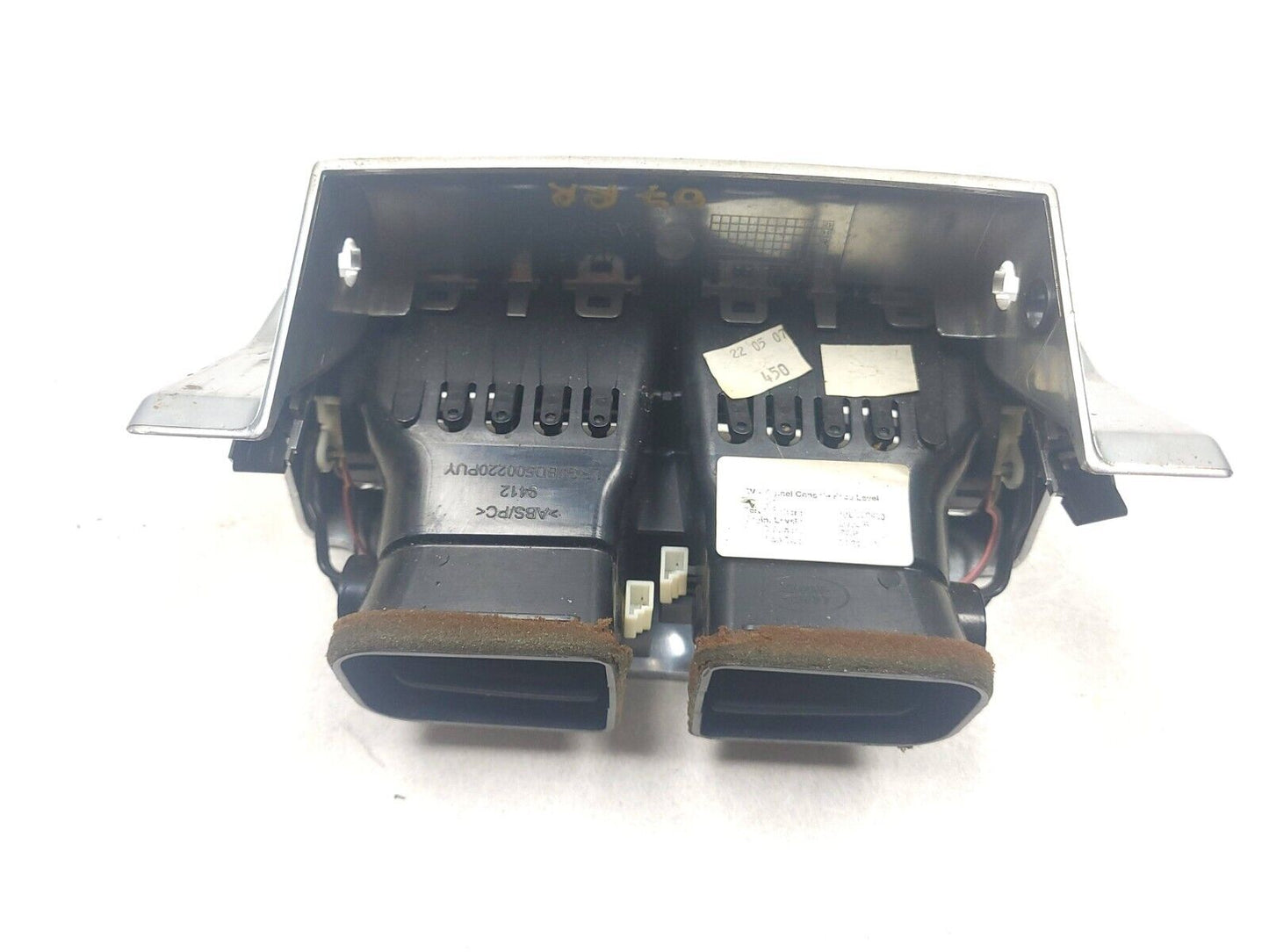 2006-2009 Range Rover Center Console Rear Air Vent 500220puy OEM