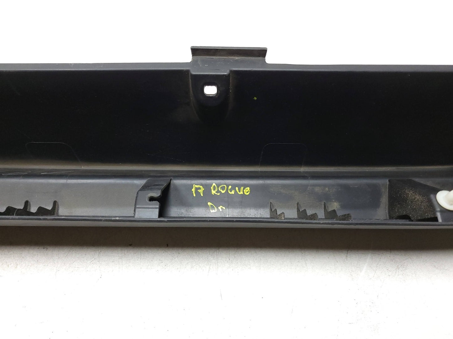 16 17 18 19 Nissan Rogue Rocker Panel Skirt Molding Driver Side OEM