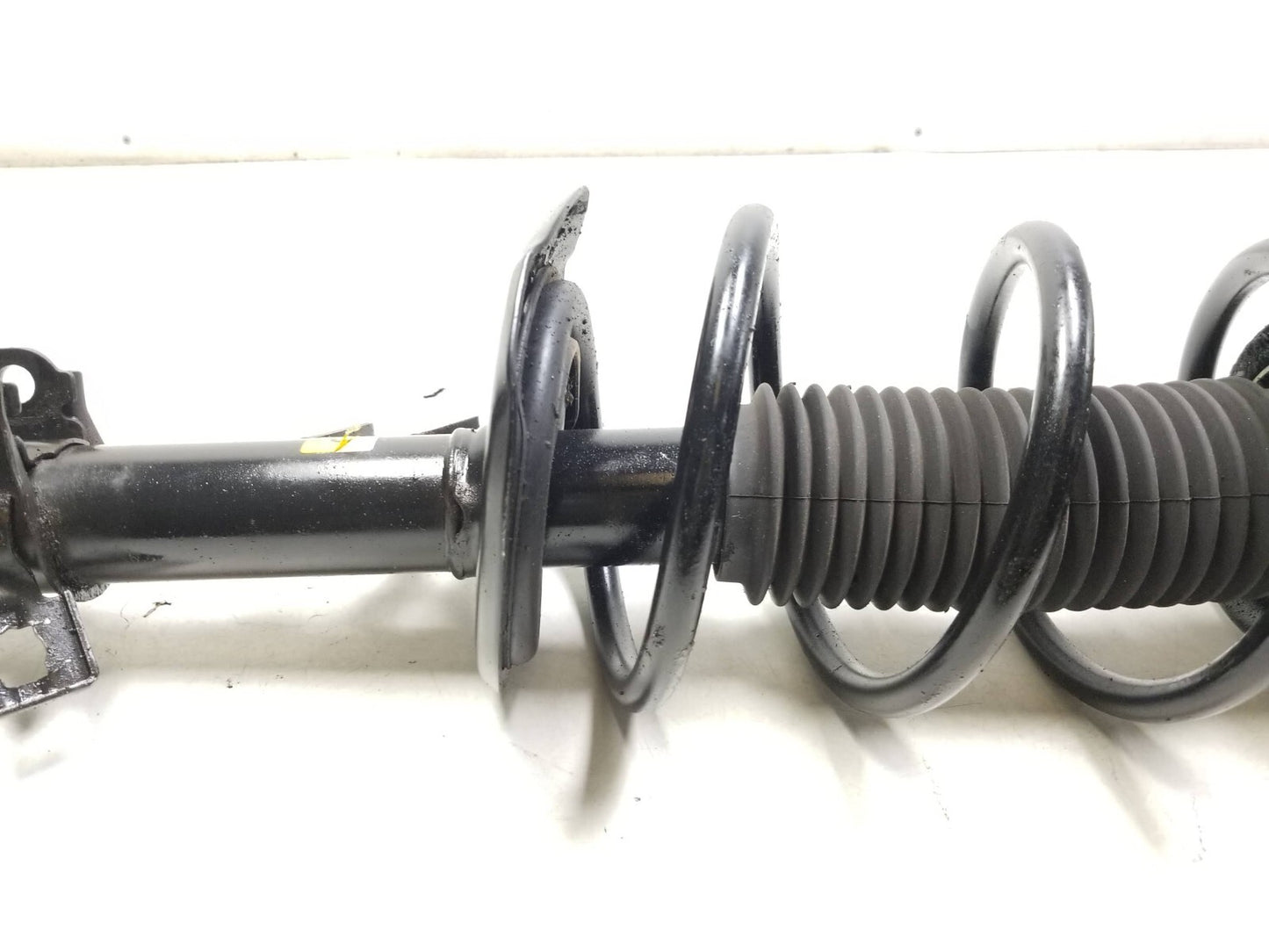 08-15 Nissan Rogue Front Shock Strut Absorber Left & Right Pair OEM ✅
