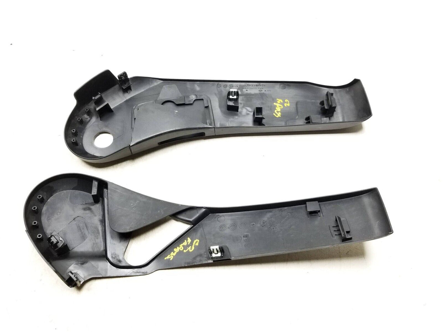 2011-2014 Chrysler 200 Front  Seat  Trim Cover Panel Front Passenger Side Ri OEM