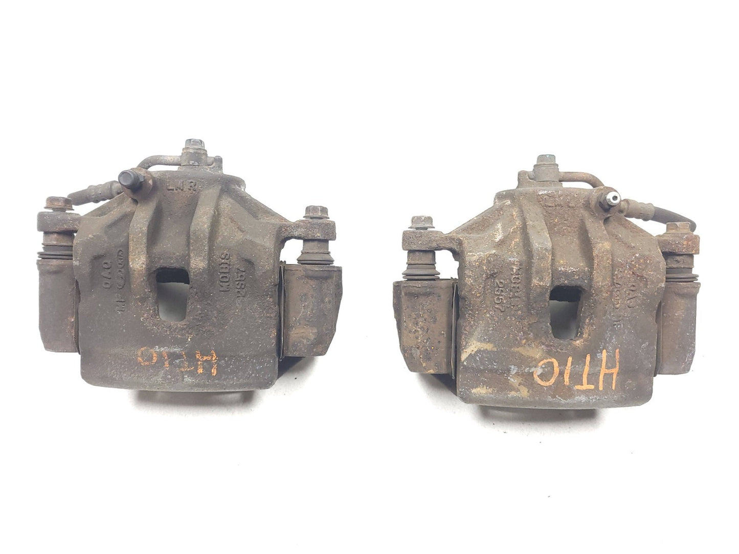 2010 - 2015 Hyundai Tucson Front Brake Caliper Left & Right Pair OEM