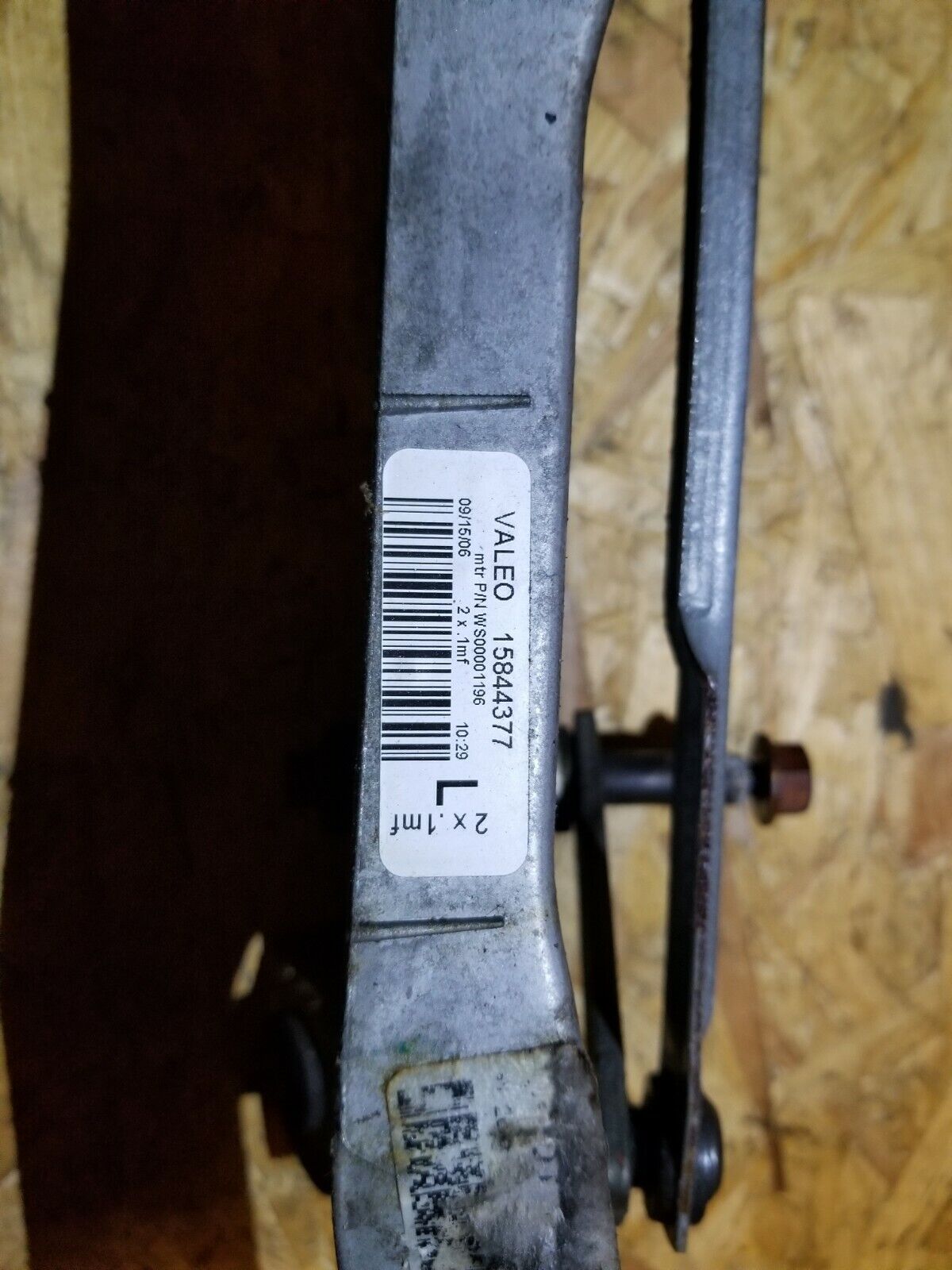 2007 - 2009 Cadillac SRX Windshield Wiper Motor & Linkage OEM