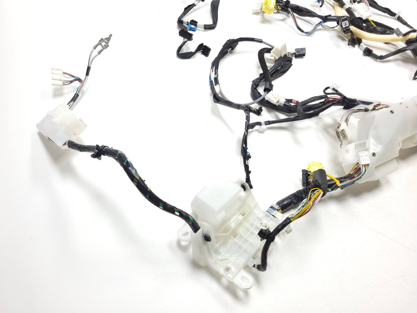2018 Toyota Corolla Dashboard Instrument Panel Wiring Harness OEM