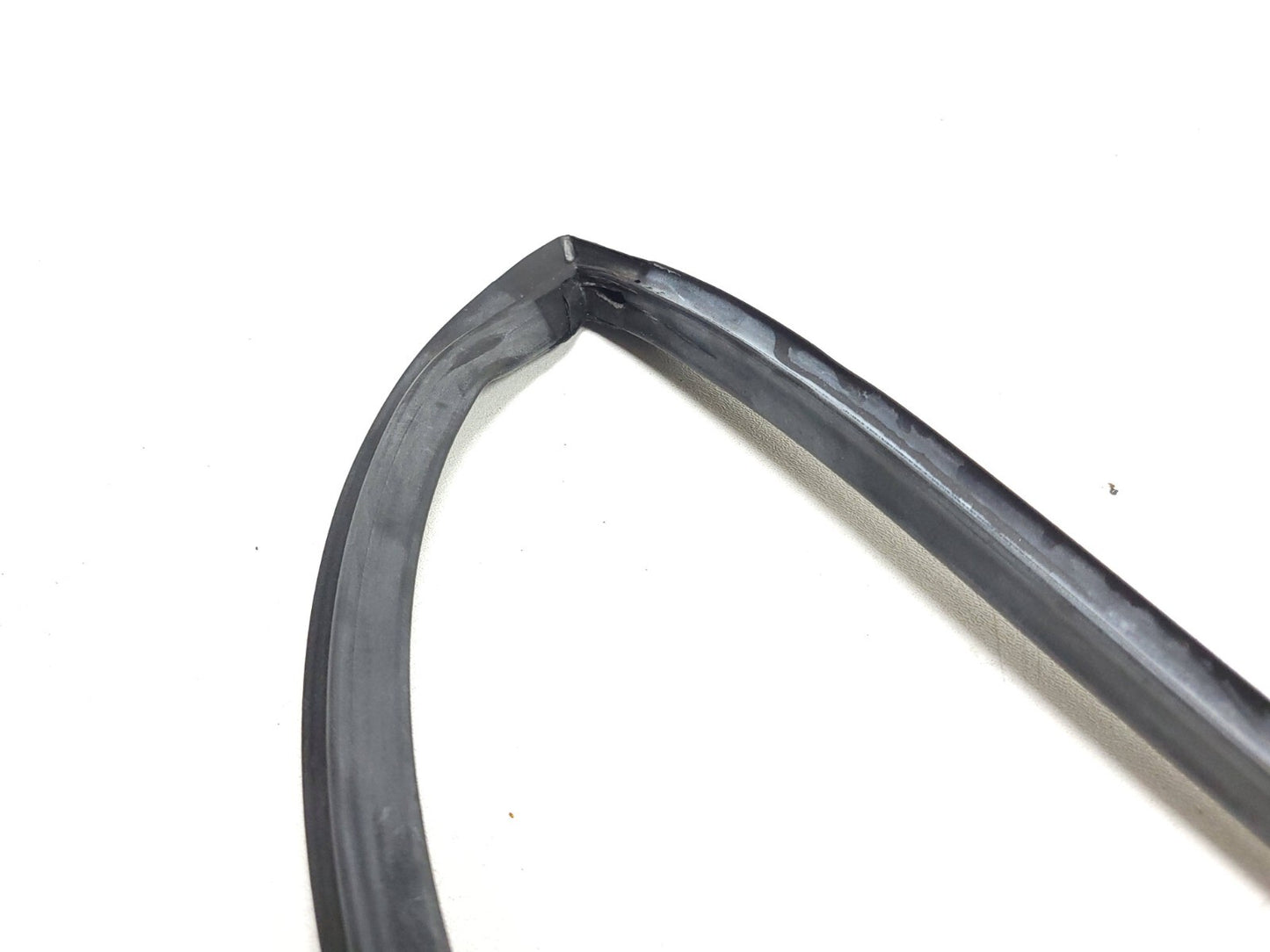 09-14 Hyundai Genesis Door Weatherstrip Seal Rear Passenger Side Right OEM Sedan