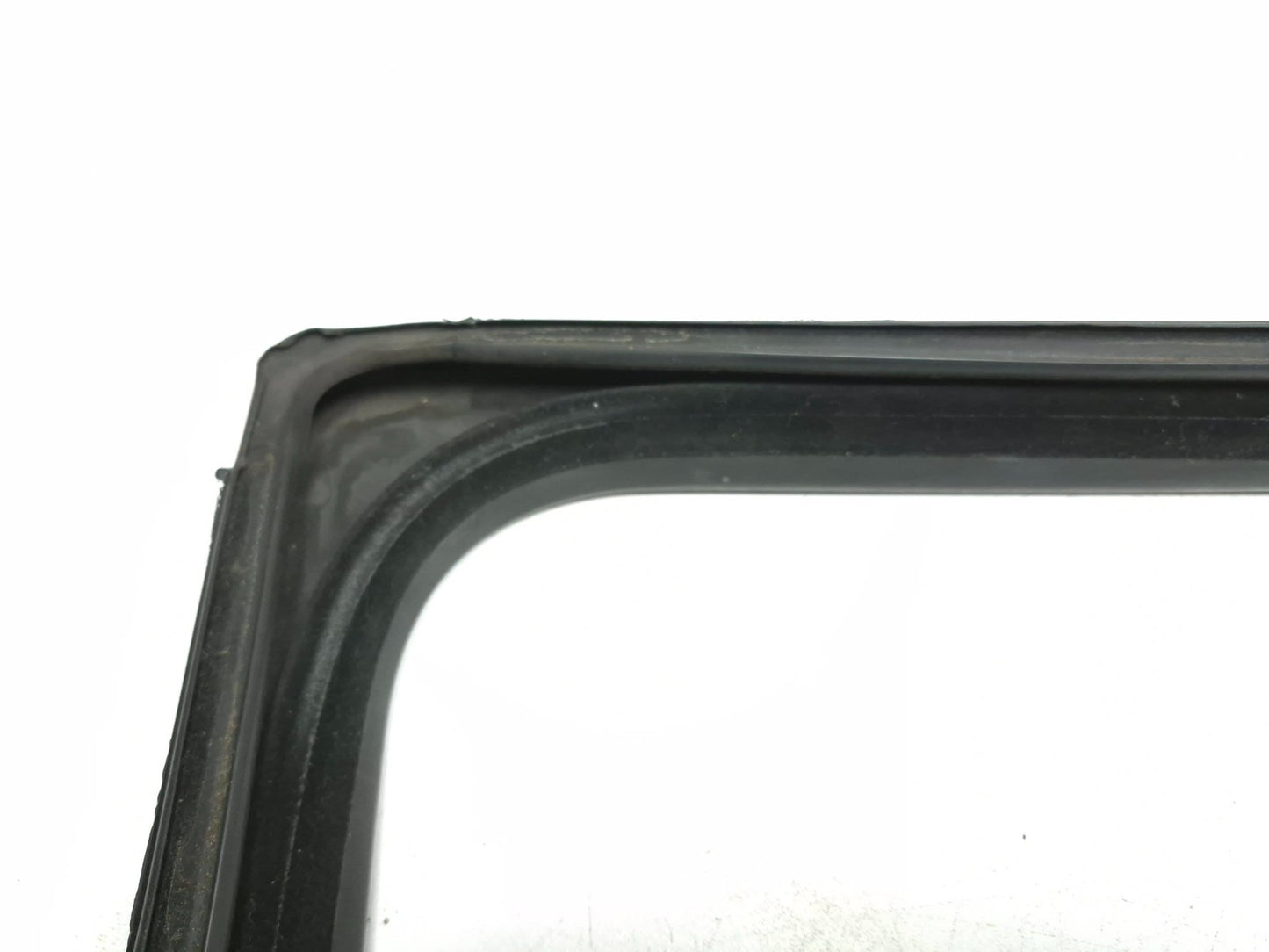 2010 Dodge Caliber Sxt Door Weatherstrip Seal Front Right Passenger Side OEM