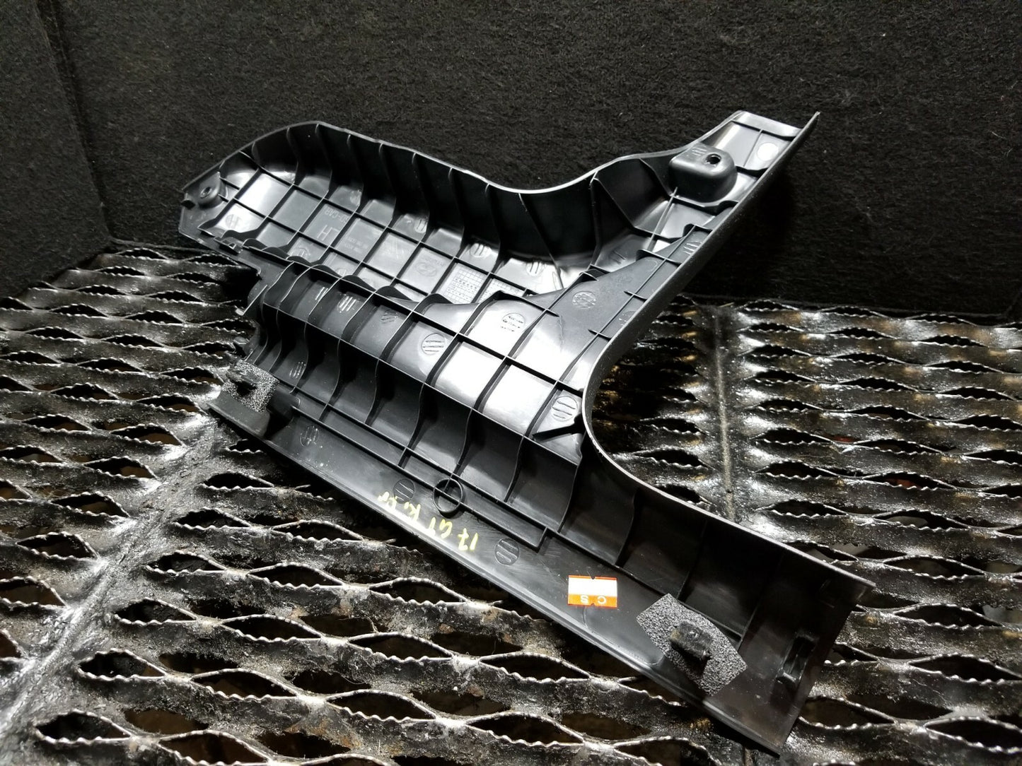 14 15 16 17 Hyundai Elantra Gt Rear Scuff Plate Trim Driver Side Left OEM