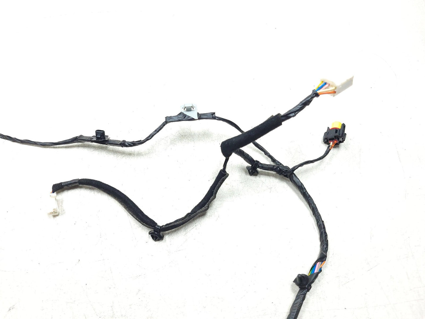 2012-2017 Hyundai Accent Door Wire Harness Rear Passenger Side Right OEM