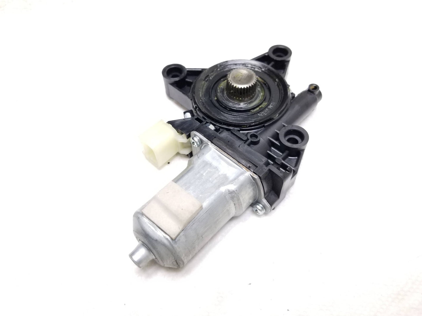 2014 - 2019 Kia Soul Window Motor Rear Passenger Side Right OEM