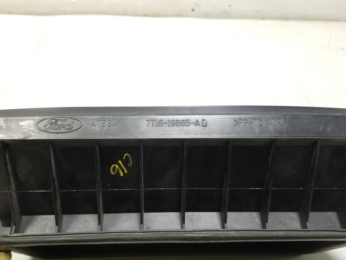 10-13 Ford Transit Connect Cabin Air Filter Housing 7t1619865ad Oem✅