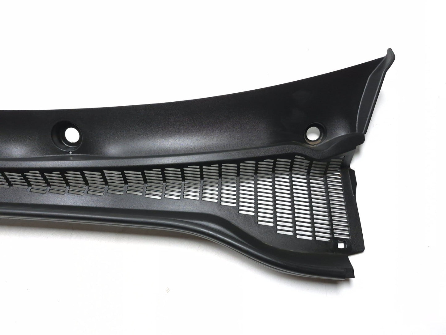 2014 Fiat 500l Front Windshield Wiper Cowl Trim OEM
