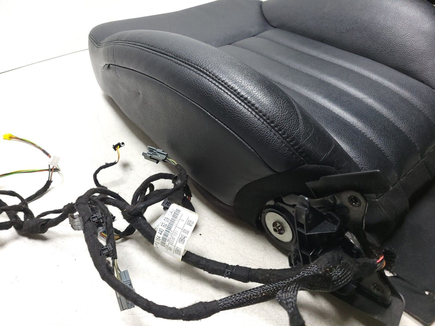 06-11 Mercedes W164 Ml500 Front Seat Back Backrest Upper Passenger Right OEM