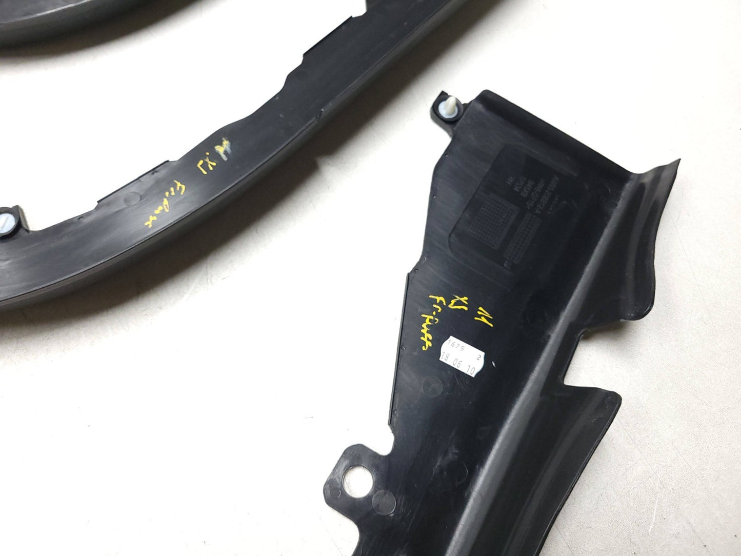 2010 - 2015 Jaguar XJ Door Finish Trim Panel Cover Lower Set 8 OEM
