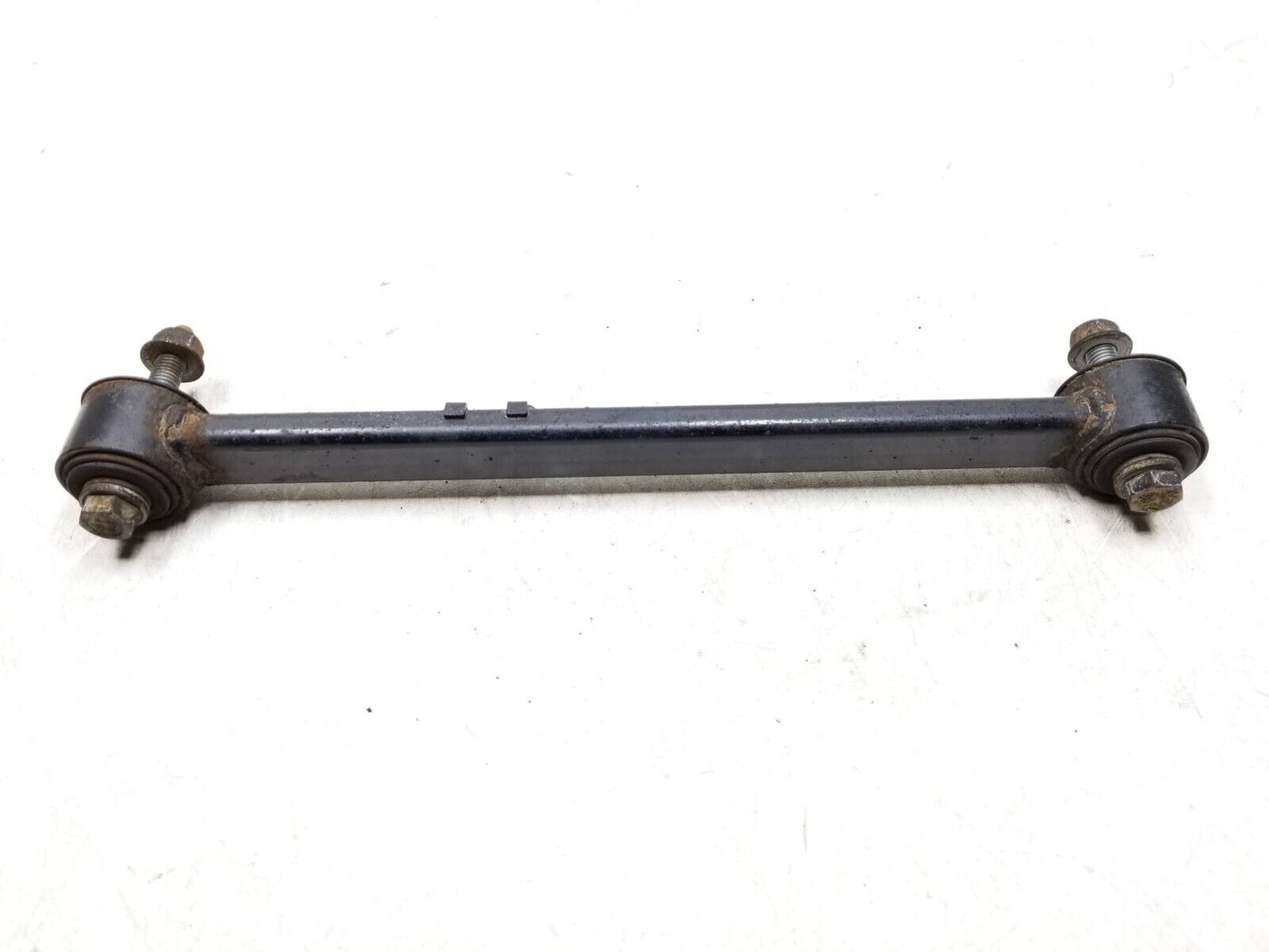 10-14 Chevrolet Suburban Tahoe Rear Control Arm Passenger Side Right OEM