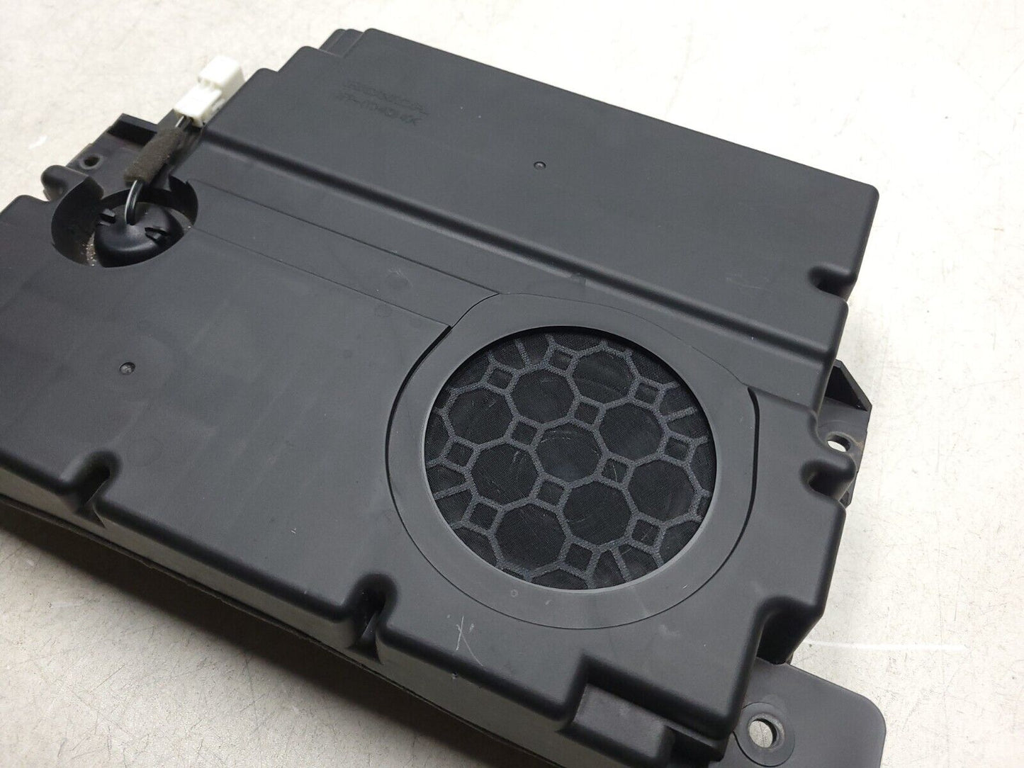 12 13 14 Honda Cr-v Speaker Subwoofer Passenger Side Right OEM