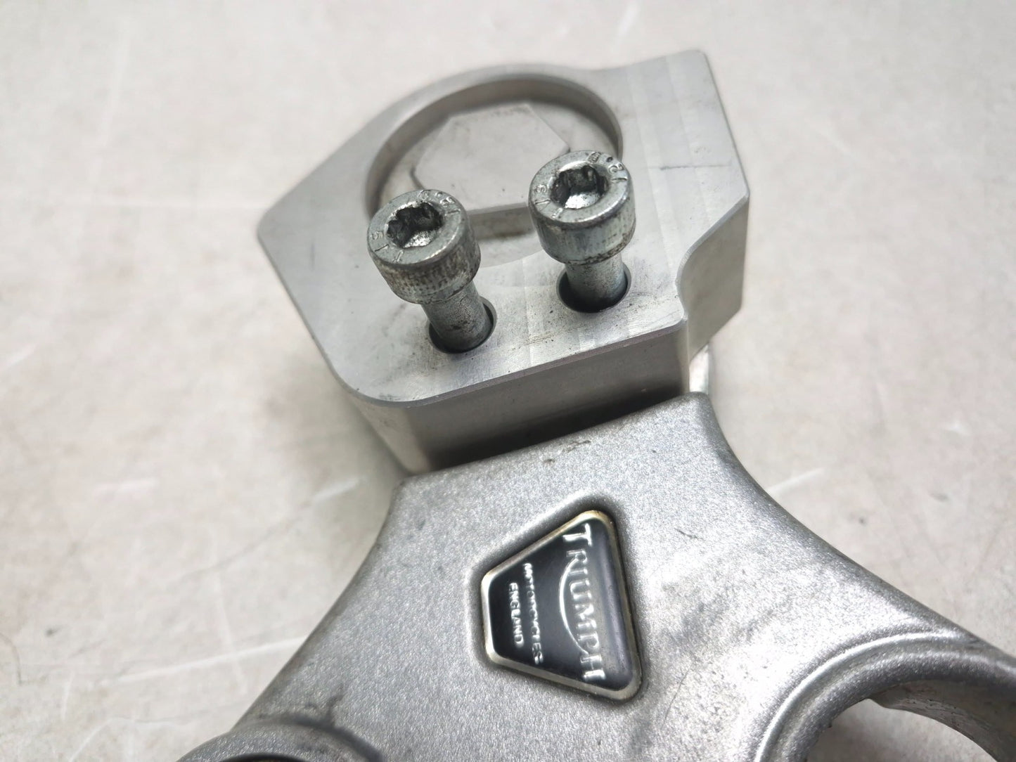 2005 Triumph Sprint St Upper Triple Tree OEM
