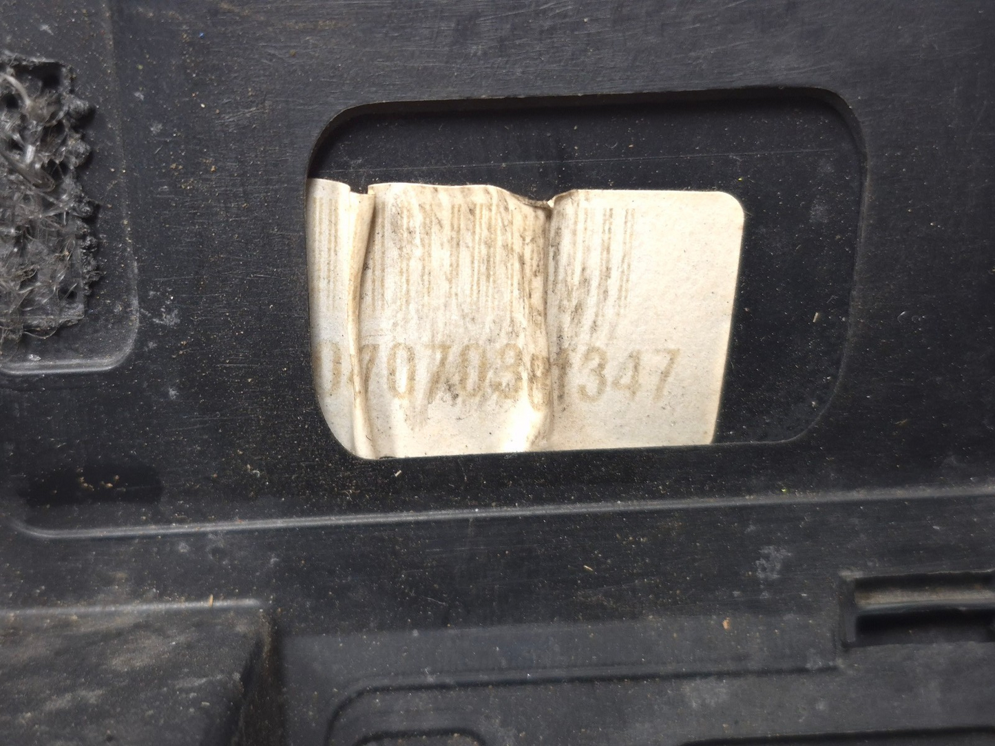 2017 Cadillac Xt5 Front Right Lower Door Trim Molding OEM