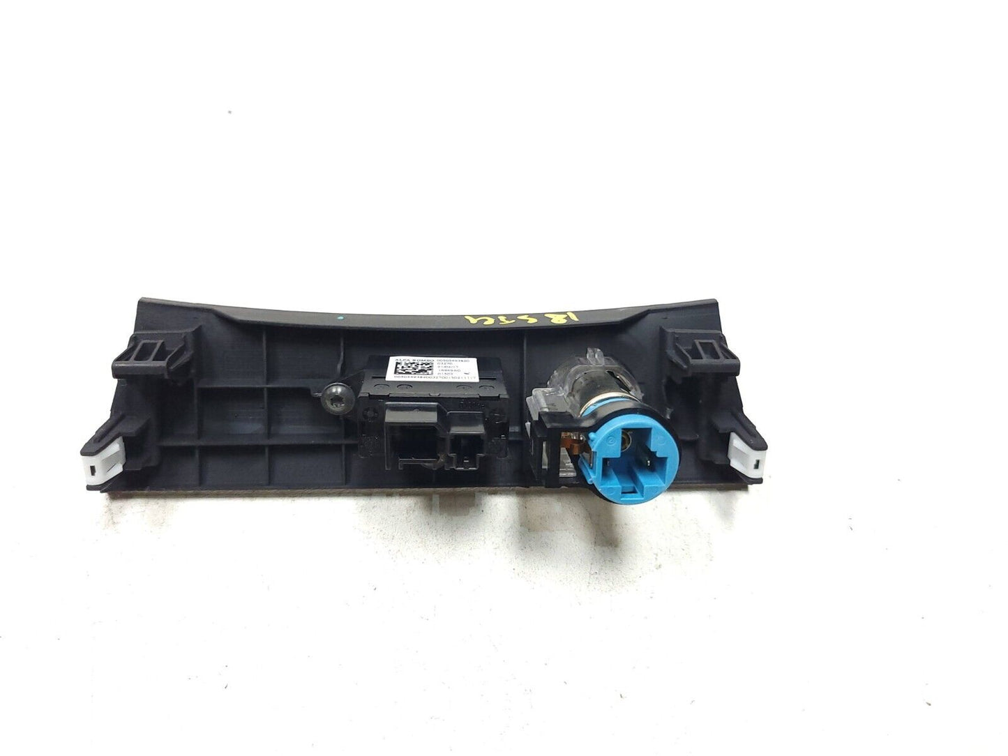 2017-2023 Alfa Romeo Stelvio Dashboard Power Outlet & Usb Port OEM