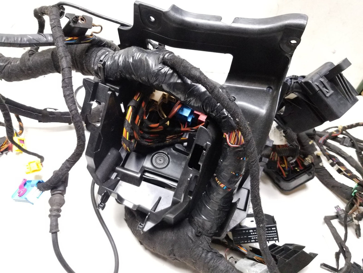 2010 - 2014 VW Golf GTI Interior Floor Wire Harness W/ Body Comfort Module OEM