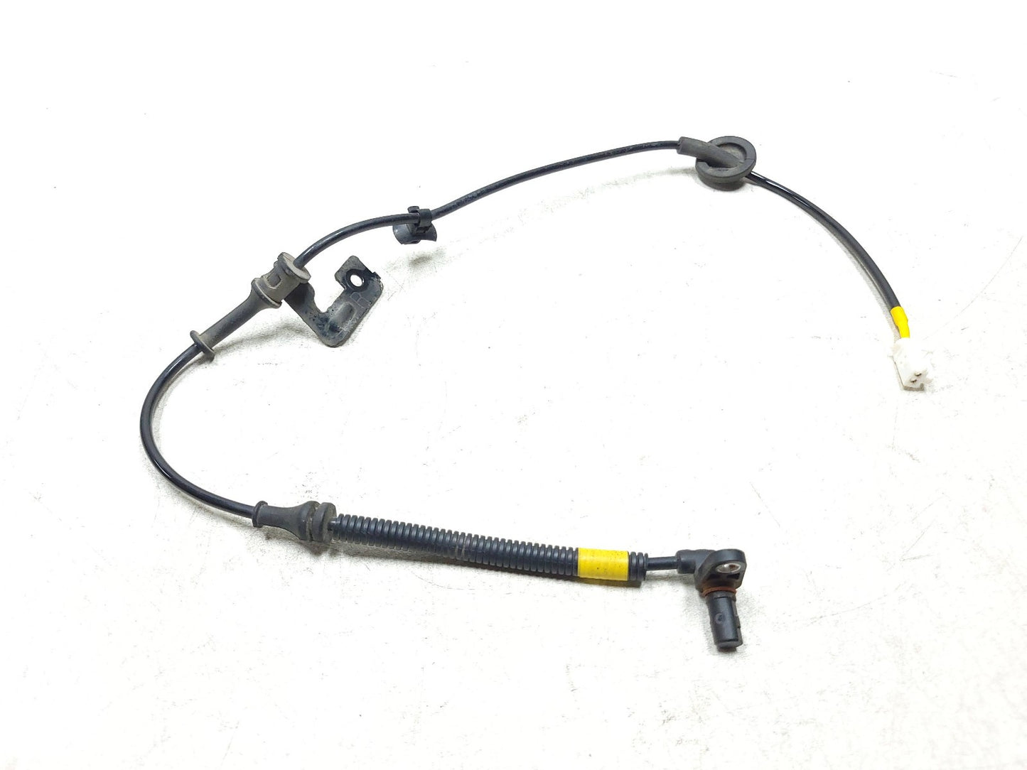 12-17 Hyundai Accent Rear ABS Speed Sensor Pair OEM 95680-1r100